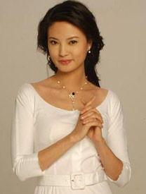 主持人刘芳菲生活照